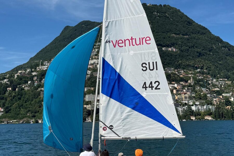 Giro in barca vela 2026
